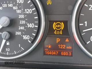 2007 BMW 3 Series 328xi with VIN WBAVC93527KX56871, listed as a IAAI auction lot 42622580 with 164,047 mi miles and . Bid and sale history available at DreamBid. Image 7.