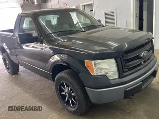 2014 Ford F-150 XL с VIN 1FTMF1EM5EFA86587, выставлен на аукционе Copart как лот 60878785 с пробегом 165 549 миль миль и Чистый • Clean title. История ставок и продаж доступна на DreamBid. Изображение 1.