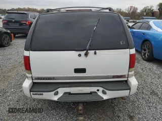 1998 GMC Jimmy SLE with VIN 1GKDT13W6W2566437, listed as a Copart auction lot 78158574 with 223,300 mi miles and Salvage Title. Bid and sale history available at carsss.com. Image 6.