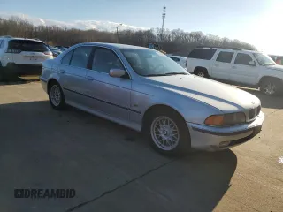 1999 BMW 5 Series 528iA with VIN WBADM6331XBY22302, listed as a Copart auction lot 43232585 with 196,519 mi miles and Clean Title. Bid and sale history available at carsss.com. Image 4.