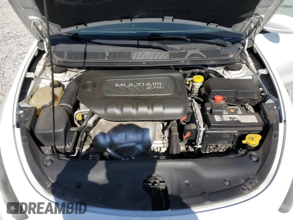 2015 Dodge Dart SXT z VIN 1C3CDFBB6FD352167, wystawiony jako Copart lot #53754105 z przebiegiem 107 645 mil mil oraz Szkoda całkowita • Salvage title. Historia ofert i sprzedaży dostępna na DreamBid. Obrazek 12.