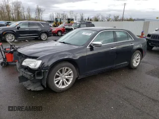 2016 Chrysler 300 with VIN 2C3CCAEG8GH287016, listed as a Copart auction lot 51083185 with 136,092 mi miles and Salvage Title. Bid and sale history available at carsss.com. Image 1.