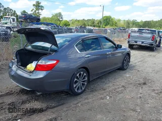 2014 Honda Accord Sport with VIN 1HGCR2F56EA288112, listed as a IAAI auction lot 41943936 with 237,900 mi miles and . Bid and sale history available at DreamBid. Image 4.