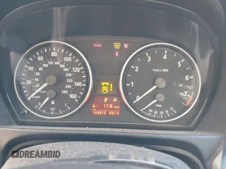 2006 BMW 3 Series 325xi with VIN WBAVD13576KV09164, listed as a IAAI auction lot 40558363 with 148,819 mi miles. Bid and sale history available at carsss.com. Image 7.