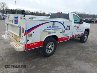 2017 Chevrolet Silverado 3500HD with VIN 1GC0KYEG4HZ401007, listed as a IAAI auction lot 41629647 with 210,431 mi miles and . Bid and sale history available at DreamBid. Image 4.
