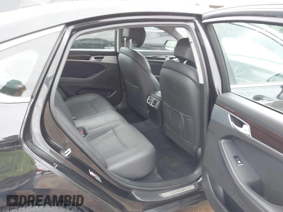 2019 Genesis G80 3.8L with VIN KMHGN4JE3KU286631, listed as a IAAI auction lot 41796968 with 25,230 mi miles and . Bid and sale history available at DreamBid. Image 8.