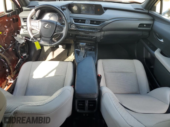 2019 Lexus UX 200 z VIN JTHY3JBH7K2000375, wystawiony jako Copart lot #51208615 z przebiegiem 96 825 mil mil oraz Szkoda całkowita • Salvage title. Historia ofert i sprzedaży dostępna na DreamBid. Obrazek 8.