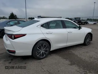 2022 Lexus ES 250 with VIN 58AD11D19NU008822, listed as a Copart auction lot 60647625 with 38,876 mi miles and Salvage title. Bid and sale history available at DreamBid. Image 3.