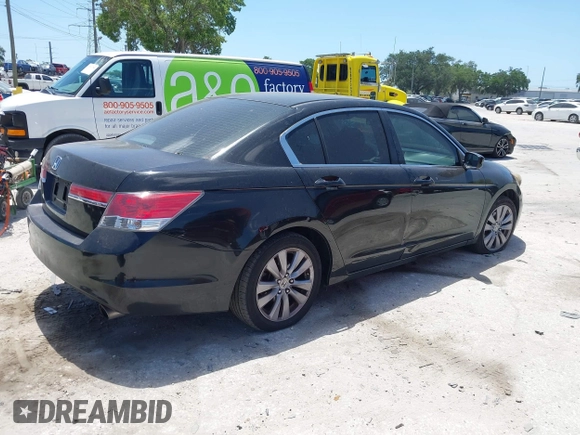 2011 Honda Accord EX z VIN 1HGCP2F74BA118673, wystawiony jako IAAI lot #42154106 z przebiegiem 163 359 mil mil oraz . Historia ofert i sprzedaży dostępna na DreamBid. Obrazek 4.