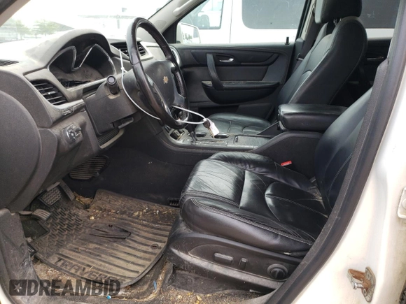 2015 Chevrolet Traverse LT z VIN 1GNKVHKD1FJ225952, wystawiony jako Copart lot #58215505 z przebiegiem 204 973 mil mil oraz Czysty tytuł • Clean title. Historia ofert i sprzedaży dostępna na DreamBid. Obrazek 7.