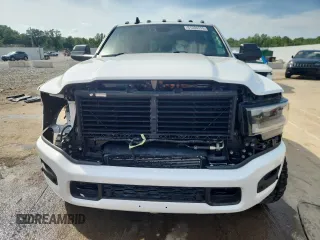2019 Ram 2500 Laramie with VIN 3C6UR5NL0KG703482, listed as a Copart auction lot 61204515 with 109,720 mi miles and Salvage title. Bid and sale history available at DreamBid. Image 5.
