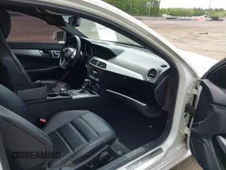 2013 Mercedes-Benz C 250 with VIN WDDGJ4HB5DF995845, listed as a IAAI auction lot 42226040 with 195,054 mi miles and . Bid and sale history available at DreamBid. Image 5.