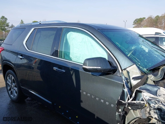 2019 Chevrolet Traverse Premier with VIN 1GNEVKKW3KJ200976, listed as a IAAI auction lot 41793452 with 68,300 mi miles. Bid and sale history available at carsss.com. Image 13.