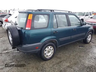 1998 Honda CR-V LX with VIN JHLRD1843WC077271, listed as a Copart auction lot 44916265 with 162,305 mi miles and Clean Title. Bid and sale history available at carsss.com. Image 3.