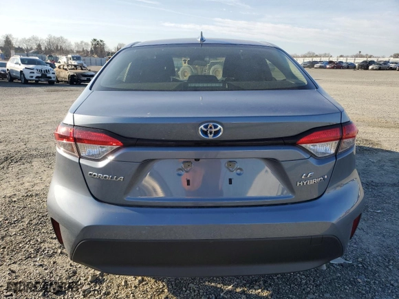 2024 Toyota Corolla Hybrid LE with VIN JTDBCMFE7RJ021526, listed as a Copart auction lot 46143595 with 16,901 mi miles and Salvage Title. Bid and sale history available at carsss.com. Image 6.