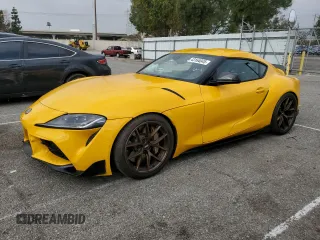 2020 Toyota GR Supra 3.0 with VIN WZ1DB4C06LW028001, listed as a Copart auction lot 43164045 with 12,623 mi miles and Salvage Title. Bid and sale history available at carsss.com. Image 1.