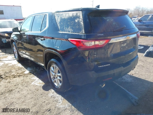 2020 Chevrolet Traverse LS with VIN 1GNERFKWXLJ100712, listed as a IAAI auction lot 41419480 with 59,815 mi miles. Bid and sale history available at carsss.com. Image 3.