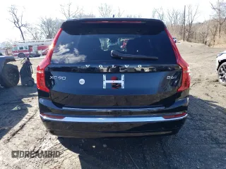 2025 Volvo XC90 Plus with VIN YV4062PE5S1303927, listed as a Copart auction lot 47423225 with 3,241 mi miles and Salvage Title. Bid and sale history available at DreamBid. Image 6.