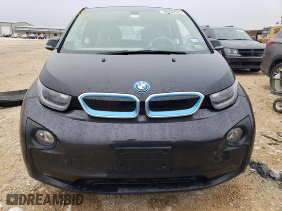 2015 BMW i3 z VIN WBY1Z4C56FV501350, wystawiony jako Copart lot #42556945 z przebiegiem 37 266 mil mil oraz Czysty tytuł • Clean title. Historia ofert i sprzedaży dostępna na DreamBid. Obrazek 5.