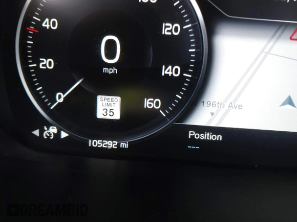 2017 Volvo XC90 Momentum with VIN YV4A22PK6H1149002, listed as a IAAI auction lot 41405845 with 105,292 mi miles. Bid and sale history available at carsss.com. Image 7.