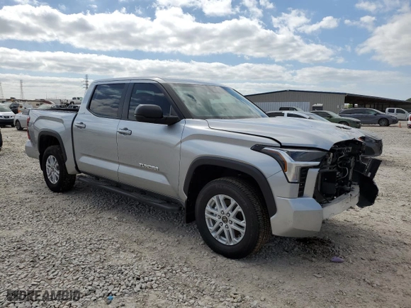 2024 Toyota Tundra 4WD SR5 with VIN 5TFLA5DB2RX178175, listed as a Copart auction lot 53254295 with 28,036 mi miles and Salvage Title. Bid and sale history available at carsss.com. Image 4.