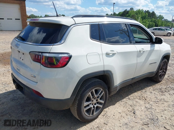 2017 Jeep Compass Latitude with VIN 3C4NJDBB3HT688695, listed as a IAAI auction lot 42197797 with 110,343 mi miles and . Bid and sale history available at DreamBid. Image 4.
