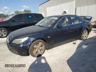 2007 BMW 5 Series 525xi z VIN WBANF33557CW69349, wystawiony jako Copart lot #80028394 z przebiegiem Nie podano mil oraz Szkoda całkowita • Salvage title. Historia ofert i sprzedaży dostępna na DreamBid. Obrazek 1.