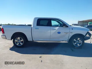 2017 Ram 1500 Lone Star Silver с VIN 1C6RR6LT5HS536231, выставлен на аукционе IAAI как лот 42220205 с пробегом 207 467 миль миль и . История ставок и продаж доступна на DreamBid. Изображение 13.