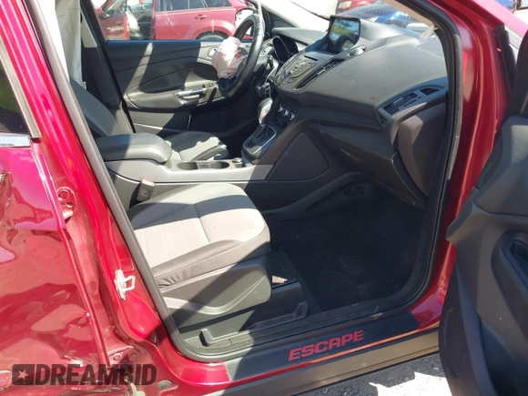 2014 Ford Escape SE with VIN 1FMCU9GX9EUB53450, listed as a IAAI auction lot 42313152 with 138,367 mi miles and . Bid and sale history available at DreamBid. Image 5.
