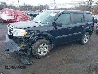 2015 Honda Pilot LX with VIN 5FNYF4H23FB047662, listed as a IAAI auction lot 41952933 with 227,892 mi miles and . Bid and sale history available at carsss.com. Image 18.