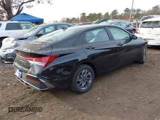 2024 Hyundai Elantra SEL with VIN KMHLM4DG8RU849231, listed as a IAAI auction lot 40867879 with 763 mi miles and . Bid and sale history available at DreamBid. Image 4.