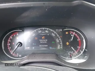 2023 Toyota RAV4 LE z VIN 2T3G1RFV7PC342801, wystawiony jako IAAI lot #42727222 z przebiegiem 103 197 mil mil oraz . Historia ofert i sprzedaży dostępna na DreamBid. Obrazek 7.