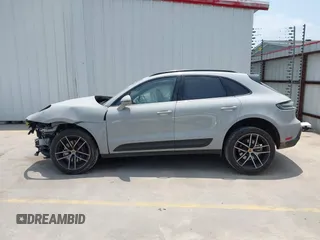 2022 Porsche Macan with VIN WP1AA2A56NLB11535, listed as a IAAI auction lot 42264356 with 11 mi miles and . Bid and sale history available at DreamBid. Image 14.