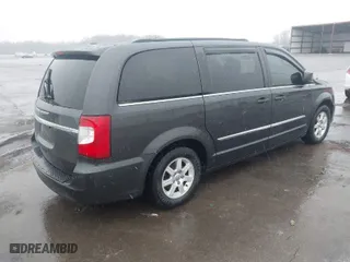 2011 Chrysler Town & Country Touring with VIN 2A4RR5DG6BR747252, listed as a IAAI auction lot 41565307 with 1 mi miles. Bid and sale history available at carsss.com. Image 4.