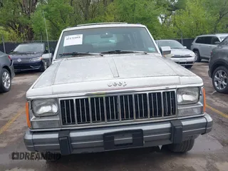 1991 Jeep Cherokee with VIN 1J4FJ58S3ML563620, listed as a IAAI auction lot 42131093 with 198,942 mi miles and . Bid and sale history available at DreamBid. Image 6.