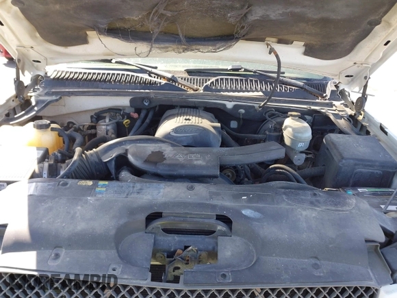 2003 Chevrolet Avalanche with VIN 3GNEK13TX3G263258, listed as a IAAI auction lot 41861349 with 200,892 mi miles. Bid and sale history available at carsss.com. Image 10.