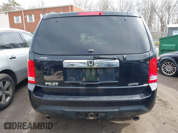 2013 Honda Pilot EX-L with VIN 5FNYF4H54DB062601, listed as a IAAI auction lot 41833449 with 210,766 mi miles. Bid and sale history available at carsss.com. Image 16.