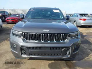 2024 Jeep Grand Cherokee Overland with VIN 1C4RJHDG6R8594991, listed as a IAAI auction lot 41633066 with 14,437 mi miles. Bid and sale history available at carsss.com. Image 13.