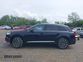2017 Audi Q7 Premium Plus z VIN WA1LAAF71HD002374, wystawiony jako IAAI lot #42257820 z przebiegiem 111 527 mil mil oraz . Historia ofert i sprzedaży dostępna na DreamBid. Obrazek 15.