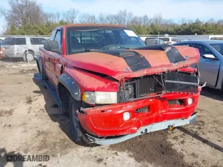 1998 Dodge Ram 1500 with VIN 3B7HC12Y2WM280819, listed as a IAAI auction lot 41525706 with 148,313 mi miles. Bid and sale history available at carsss.com. Image 1.