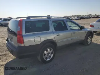 2004 Volvo V70 XC70 with VIN YV1SZ59H541154315, listed as a Copart auction lot 68516614 with 0 mi miles and Clean Title. Bid and sale history available at carsss.com. Image 3.