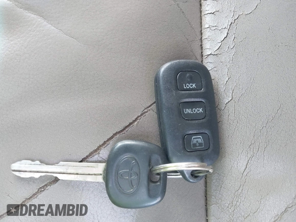 2005 Toyota Sequoia Limited with VIN 5TDBT48AX5S249866, listed as a IAAI auction lot 41760304 with 259,139 mi miles and . Bid and sale history available at DreamBid. Image 11.