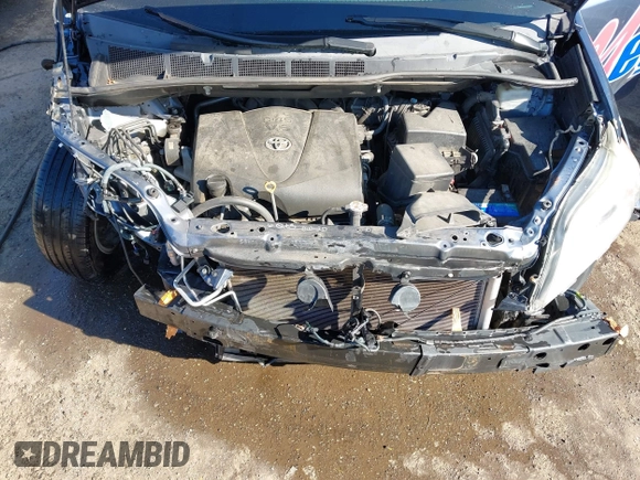 2017 Toyota Sienna XLE Auto Access Seat with VIN 5TDYZ3DCXHS792973, listed as a IAAI auction lot 41586449 with 113,125 mi miles and . Bid and sale history available at DreamBid. Image 10.