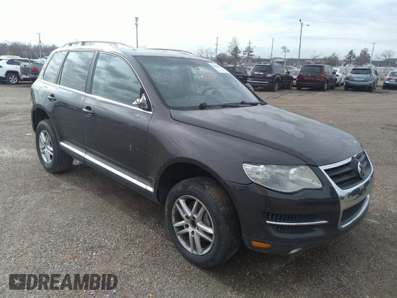 2008 Volkswagen Touareg V6 с VIN WVGBE77L98D044999, выставлен на аукционе IAAI как лот 35943882 с пробегом 179 515 миль миль и . История ставок и продаж доступна на DreamBid. Изображение 1.