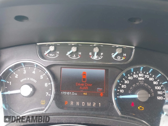 2011 Ford F-150 XL with VIN 1FTFW1EF5BFA66006, listed as a IAAI auction lot 42081229 with 175,161 mi miles. Bid and sale history available at carsss.com. Image 7.