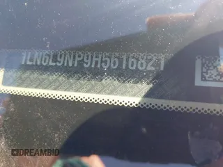 2017 Lincoln Continental Reserve z VIN 1LN6L9NP9H5616821, wystawiony jako IAAI lot #42217250 z przebiegiem 88 138 mil mil oraz . Historia ofert i sprzedaży dostępna na DreamBid. Obrazek 9.