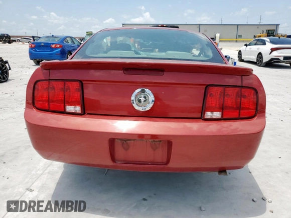 2008 Ford Mustang Deluxe with VIN 1ZVHT80NX85209231, listed as a Copart auction lot 61618885 with Not provided miles and Salvage title. Bid and sale history available at DreamBid. Image 6.