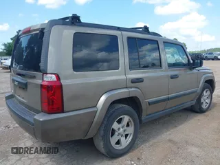 2006 Jeep Commander с VIN 1J8HH48N86C106683, выставлен на аукционе IAAI как лот 42563082 с пробегом 235 200 миль миль и . История ставок и продаж доступна на DreamBid. Изображение 4.