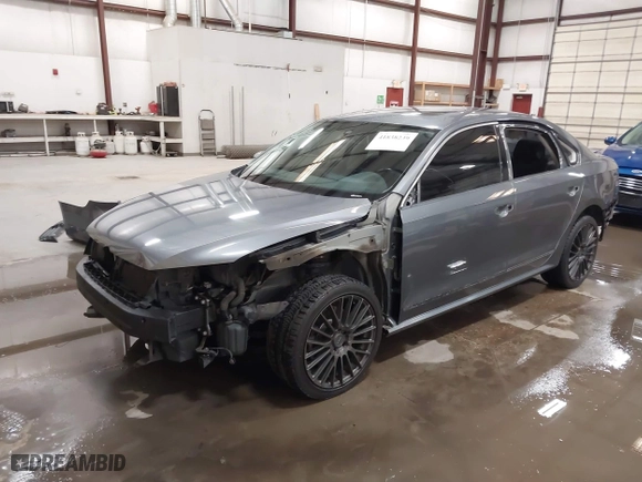 2015 Volkswagen Passat 2.0L TDI SE w/Sunroof with VIN 1VWBV7A3XFC094226, listed as a IAAI auction lot 41838239 with 169,737 mi miles. Bid and sale history available at carsss.com. Image 2.