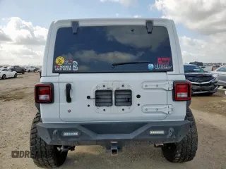 2019 Jeep Wrangler Unlimited Sahara z VIN 1C4HJXEG3KW635681, wystawiony jako Copart lot #60734065 z przebiegiem 75 020 mil mil oraz Szkoda całkowita • Salvage title. Historia ofert i sprzedaży dostępna na DreamBid. Obrazek 6.